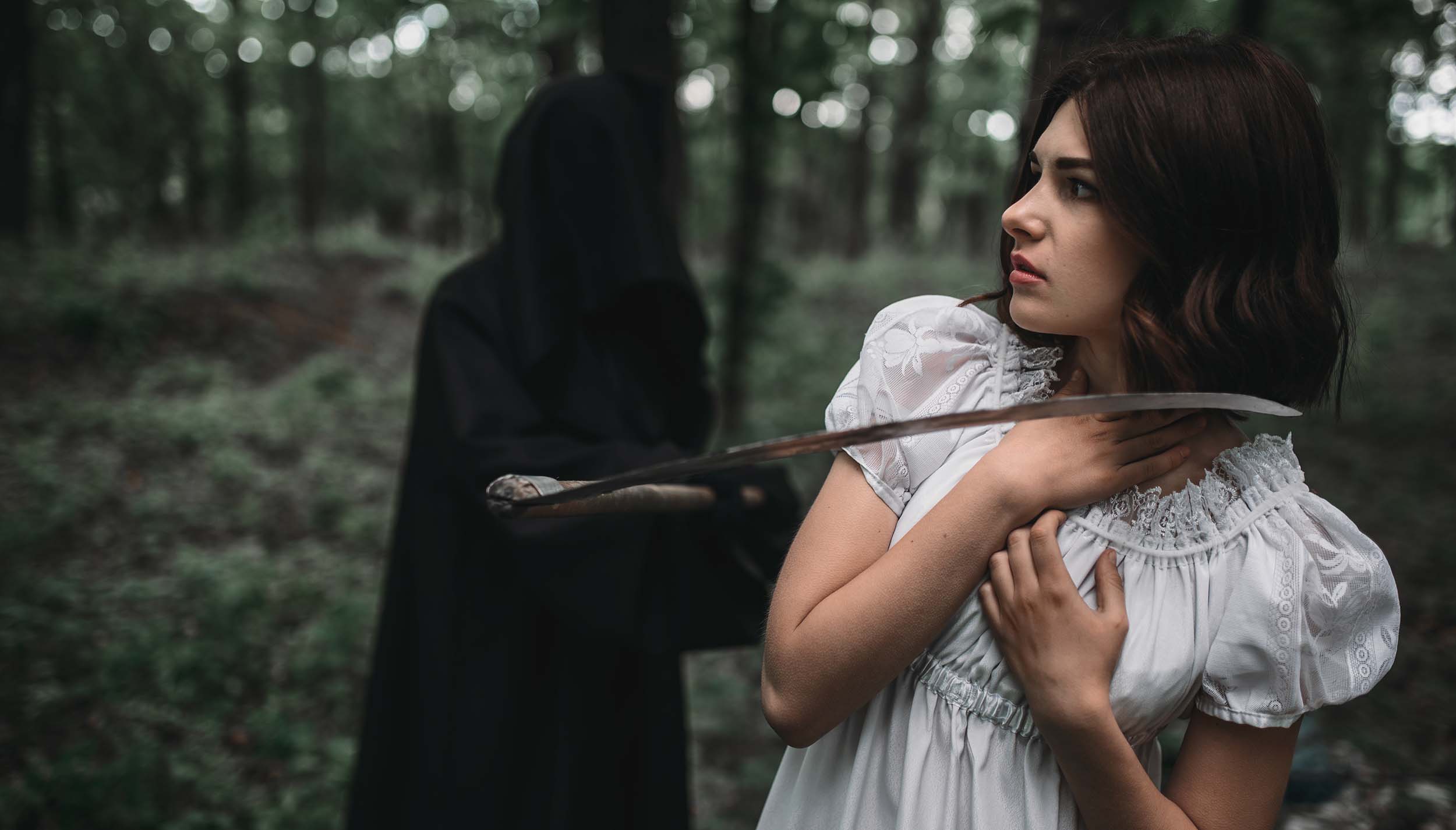 Hjaelp min slaegt er forbandet